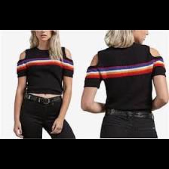 Black knitted short sleeve with shoulder cutouts - Picture 2 of 7